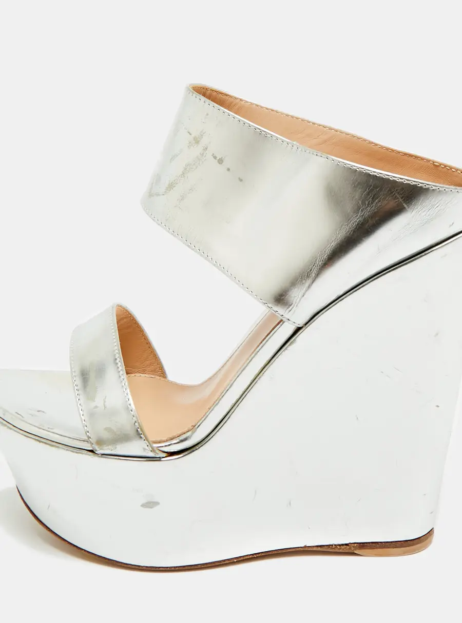 Gianvito Rossi Size 36 Silver Leather Platform Wedge Sandals