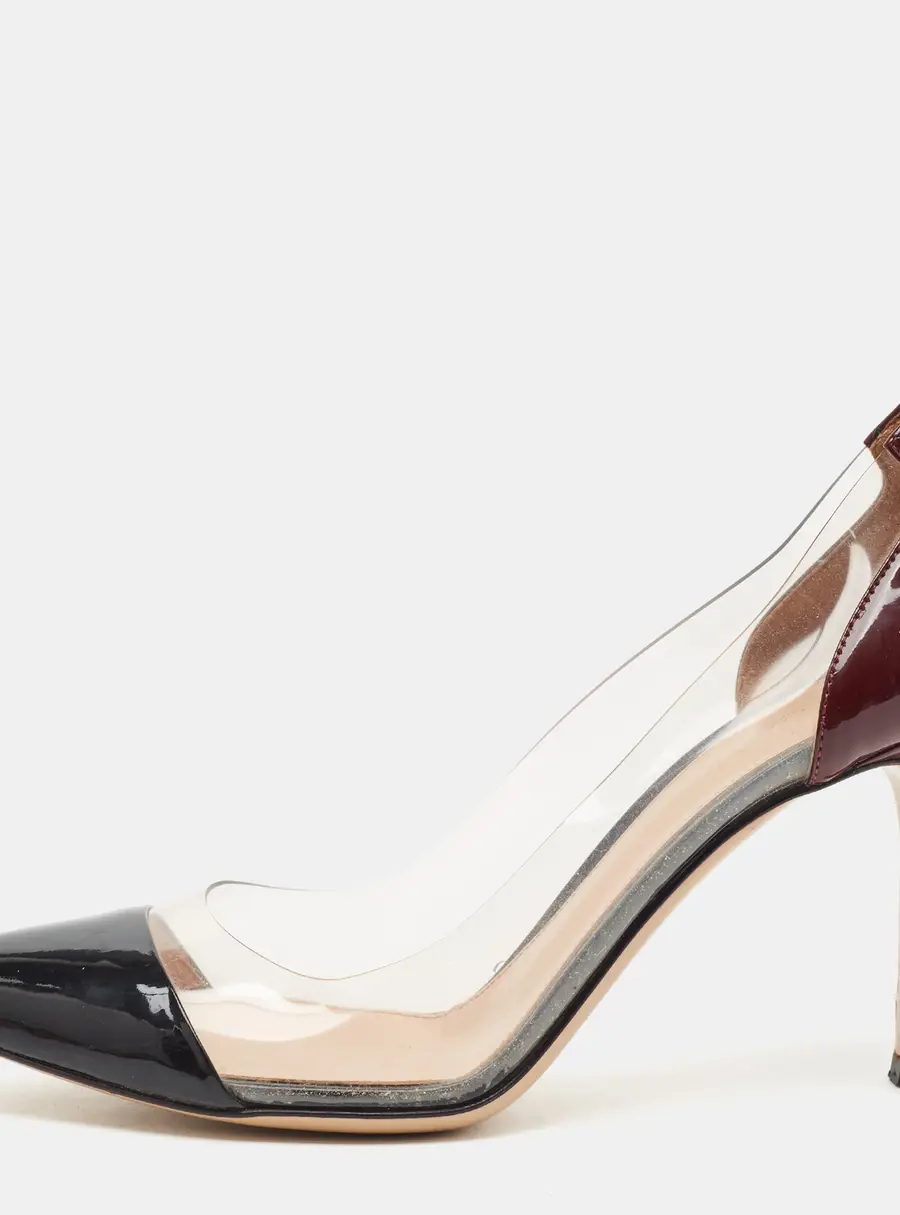 Gianvito Rossi Plexi Size 38.5 Black/Burgundy Patent Leather and PVC Pointed Toe Pumps