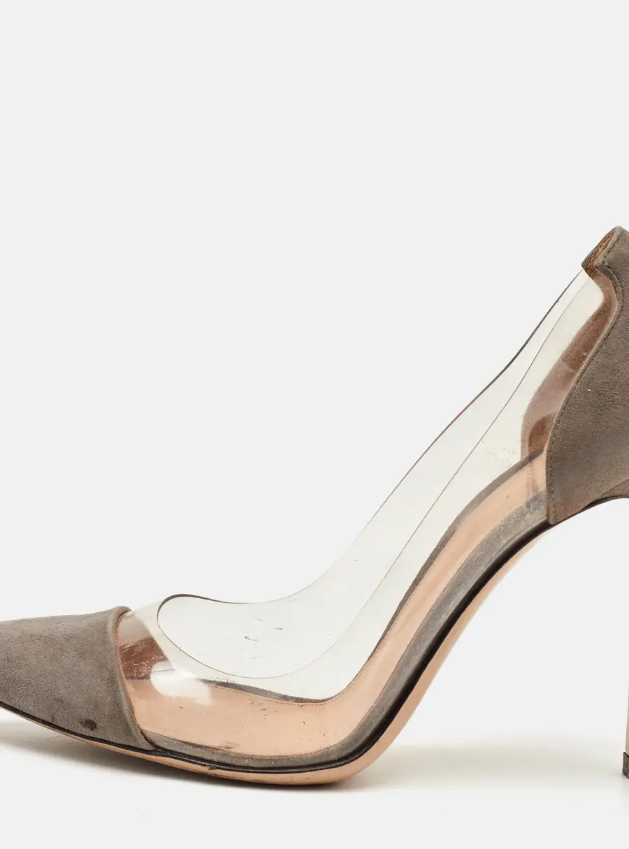 Gianvito Rossi Plexi Size 38 Grey Suede and PVC Pointed Toe Pumps