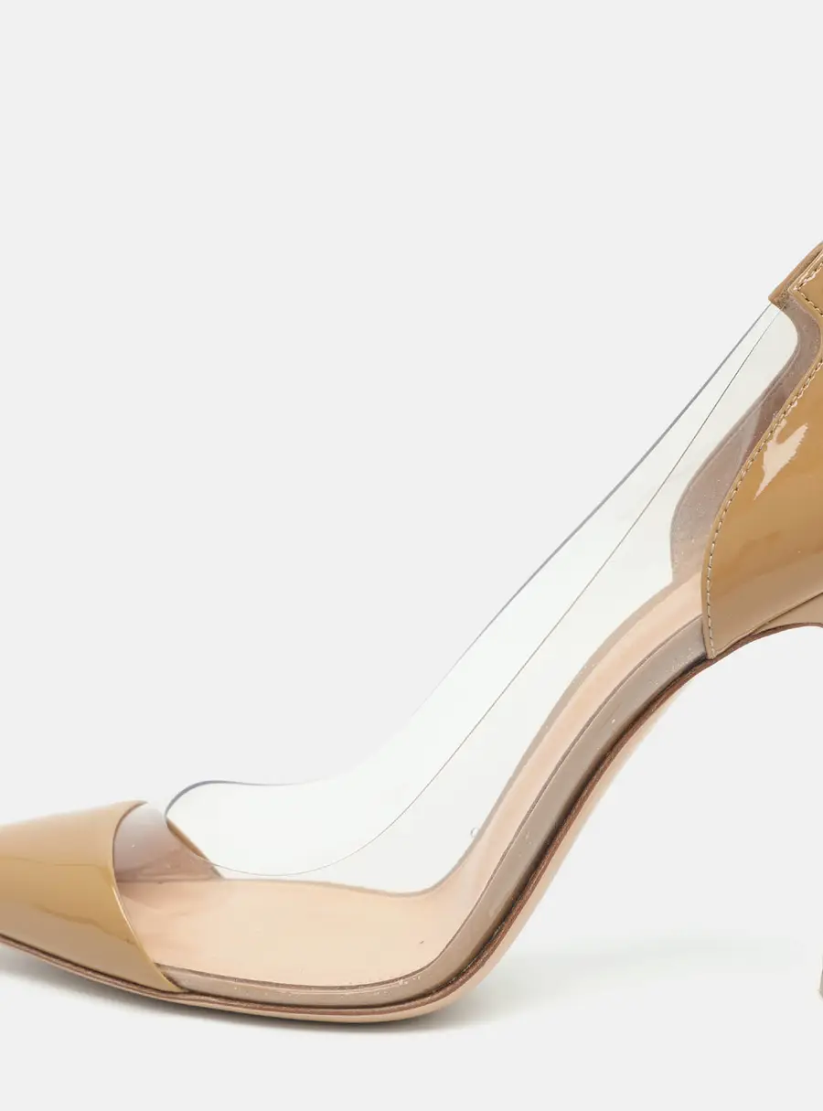 Gianvito Rossi Plexi Size 37.5 Transparent/Beige PVC and Suede Pumps