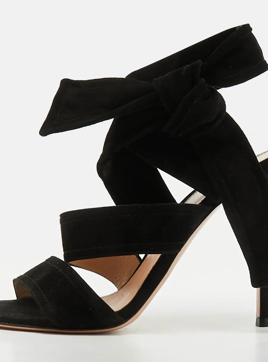 Gianvito Rossi Size 38.5 Black Suede Ankle Strap Sandals