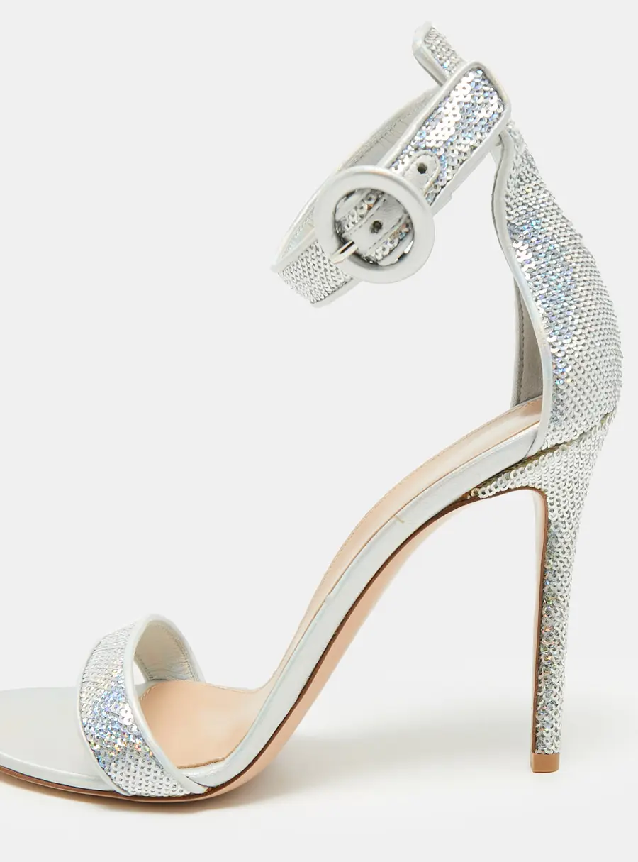 Gianvito Rossi Portofino Size 40 Silver Leather and Sequins Ankle Strap Sandals