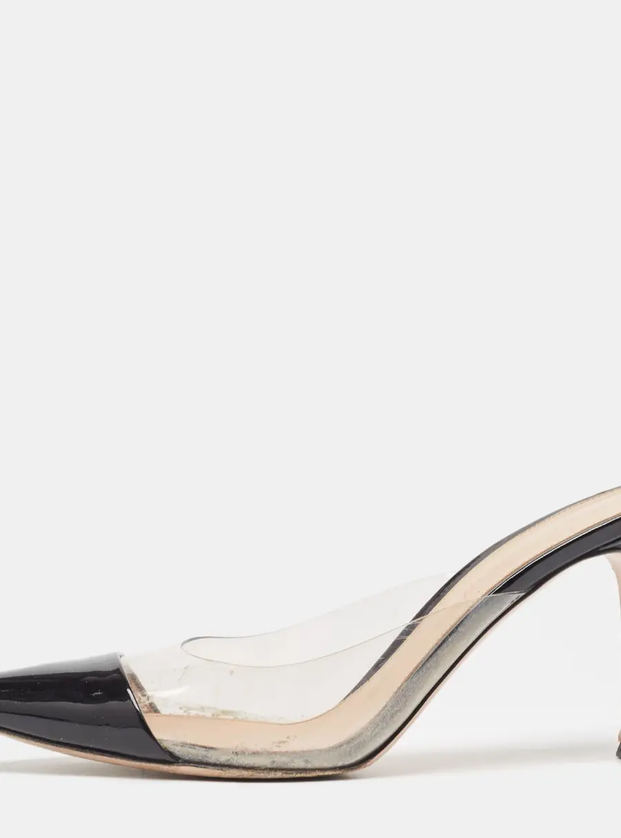 Gianvito Rossi Plexi Size 39 Black Patent Leather and PVC Mules