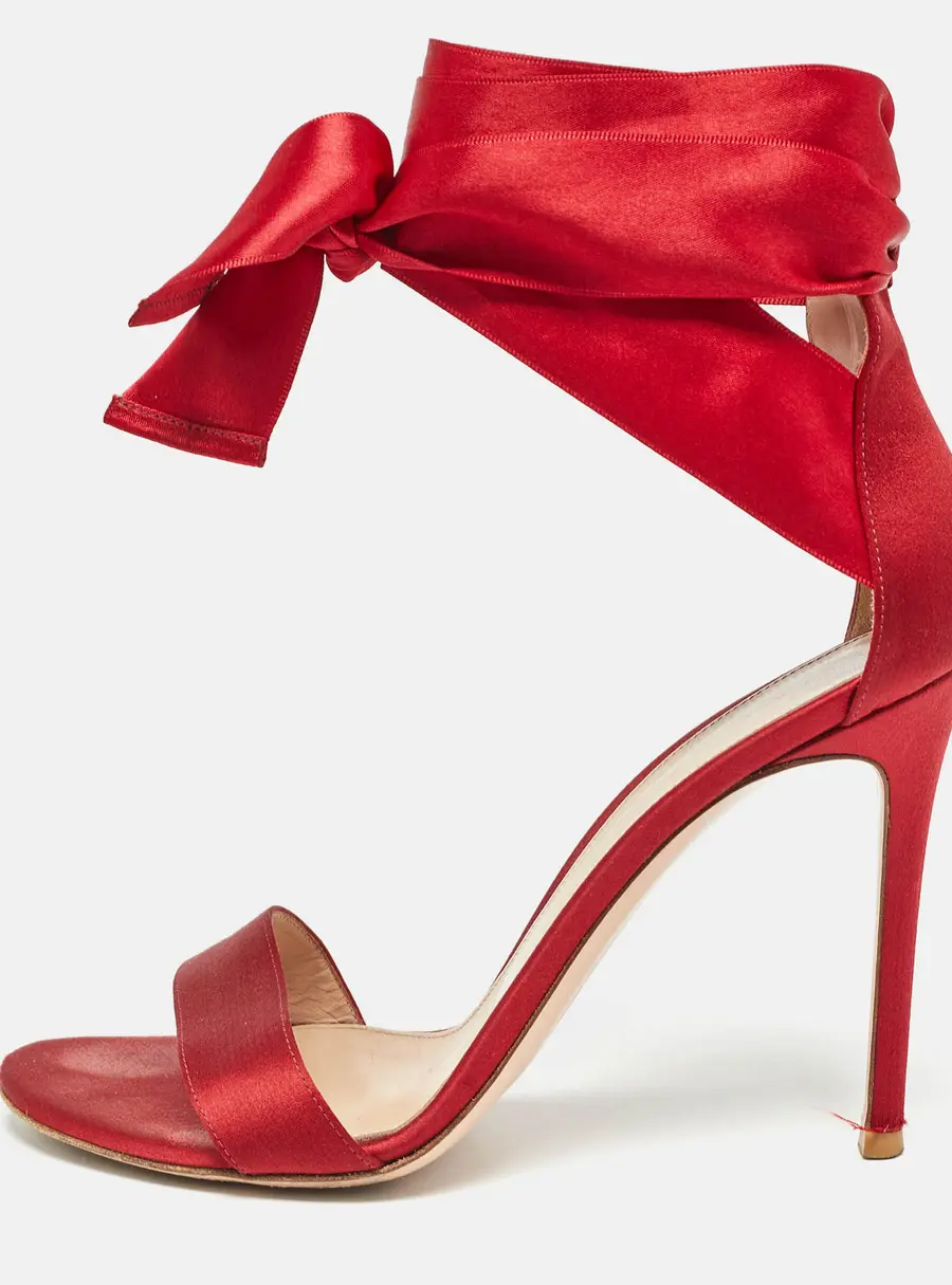 Gianvito Rossi Red Satin Lace Up Gala Open Toe Sandals Size 39.5