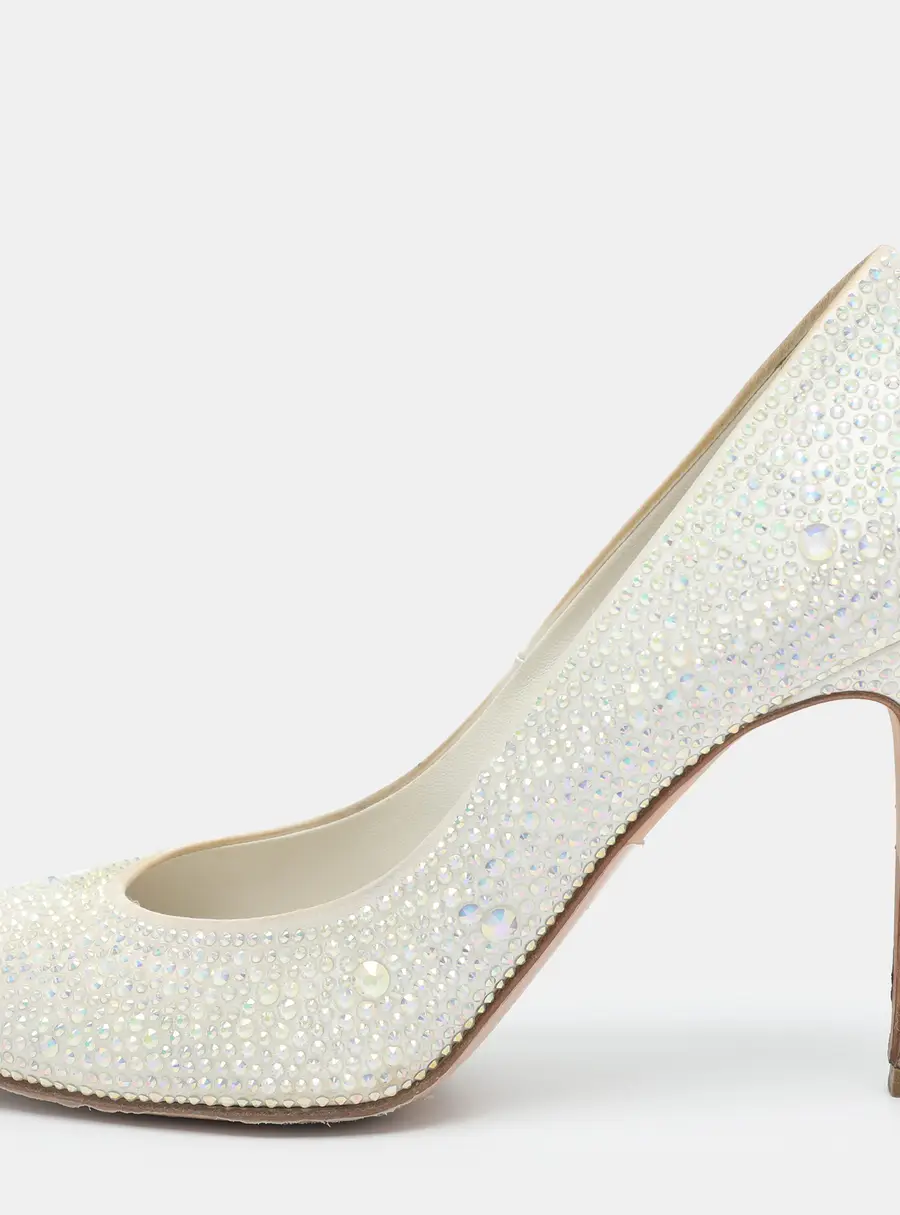 Gina Size 41 Cream Crystals and Satin Pumps