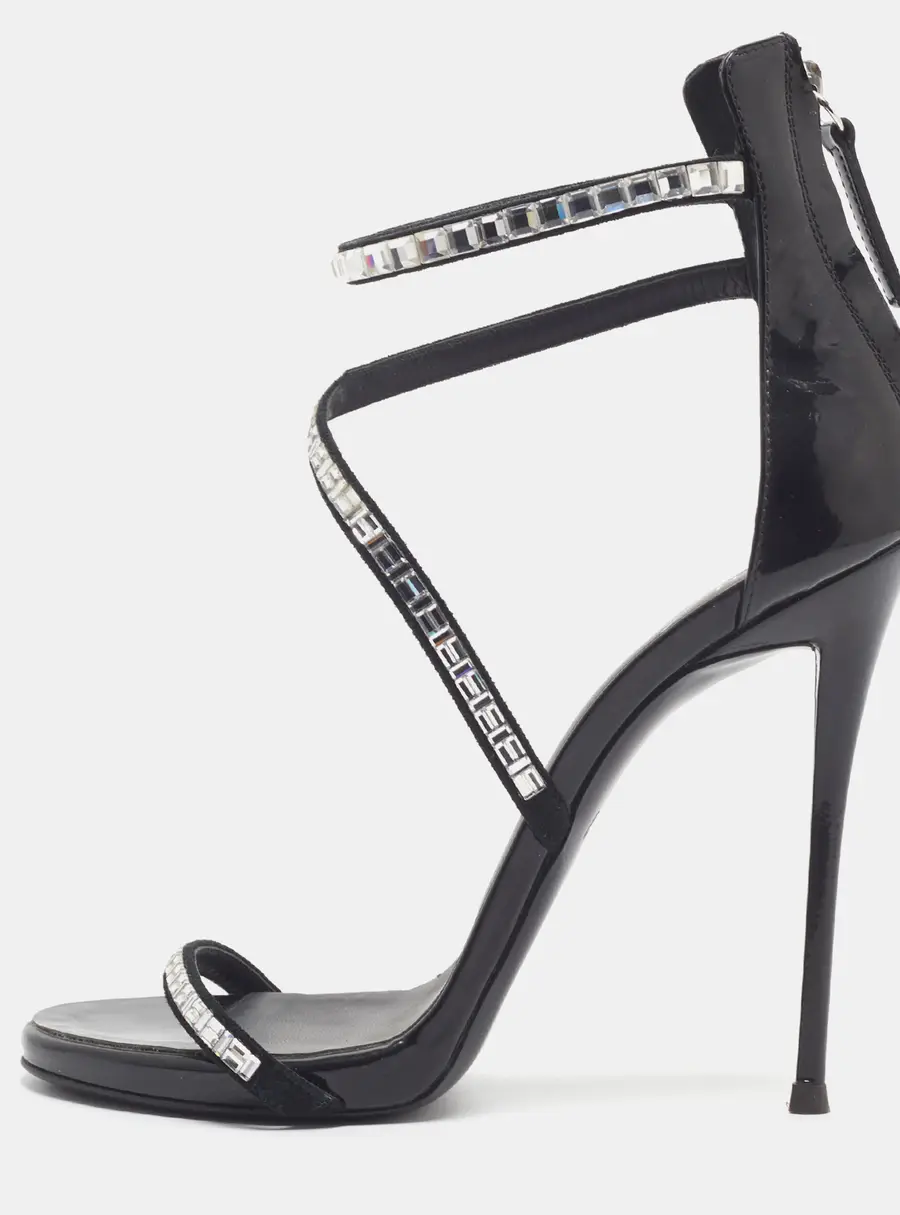 Giuseppe Zanotti Size 36 Black Patent Leather and Suede Crystal Embellished Ankle Strap Sandals