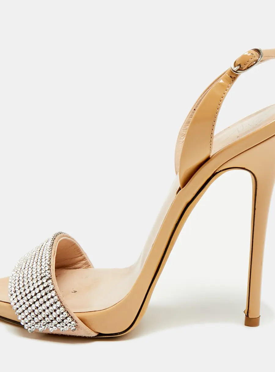 Giuseppe Zanotti Size 36 Beige Patent Leather and Suede Crystal Embellished Slingback Sandals
