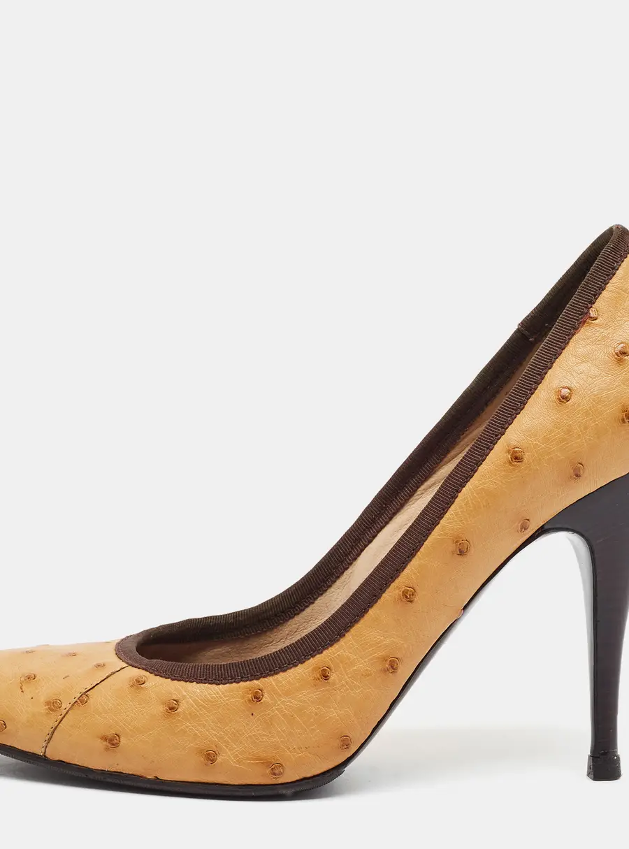 Giuseppe Zanotti Size 39.5 Tan Ostrich Leather Pumps