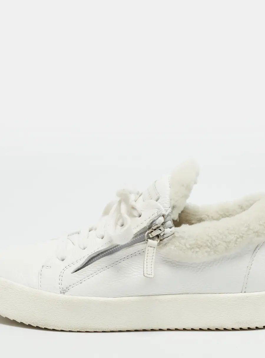 Giuseppe Zanotti Addy Winter Size 39 White Leather and Shearling Low Top Sneakers