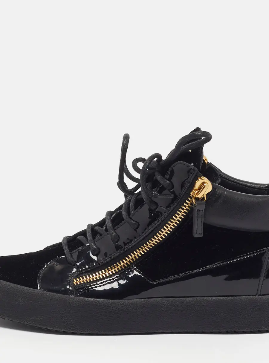 Giuseppe Zanotti Kriss Size 40 Black Patent Leather and Velvet Low Top Sneakers