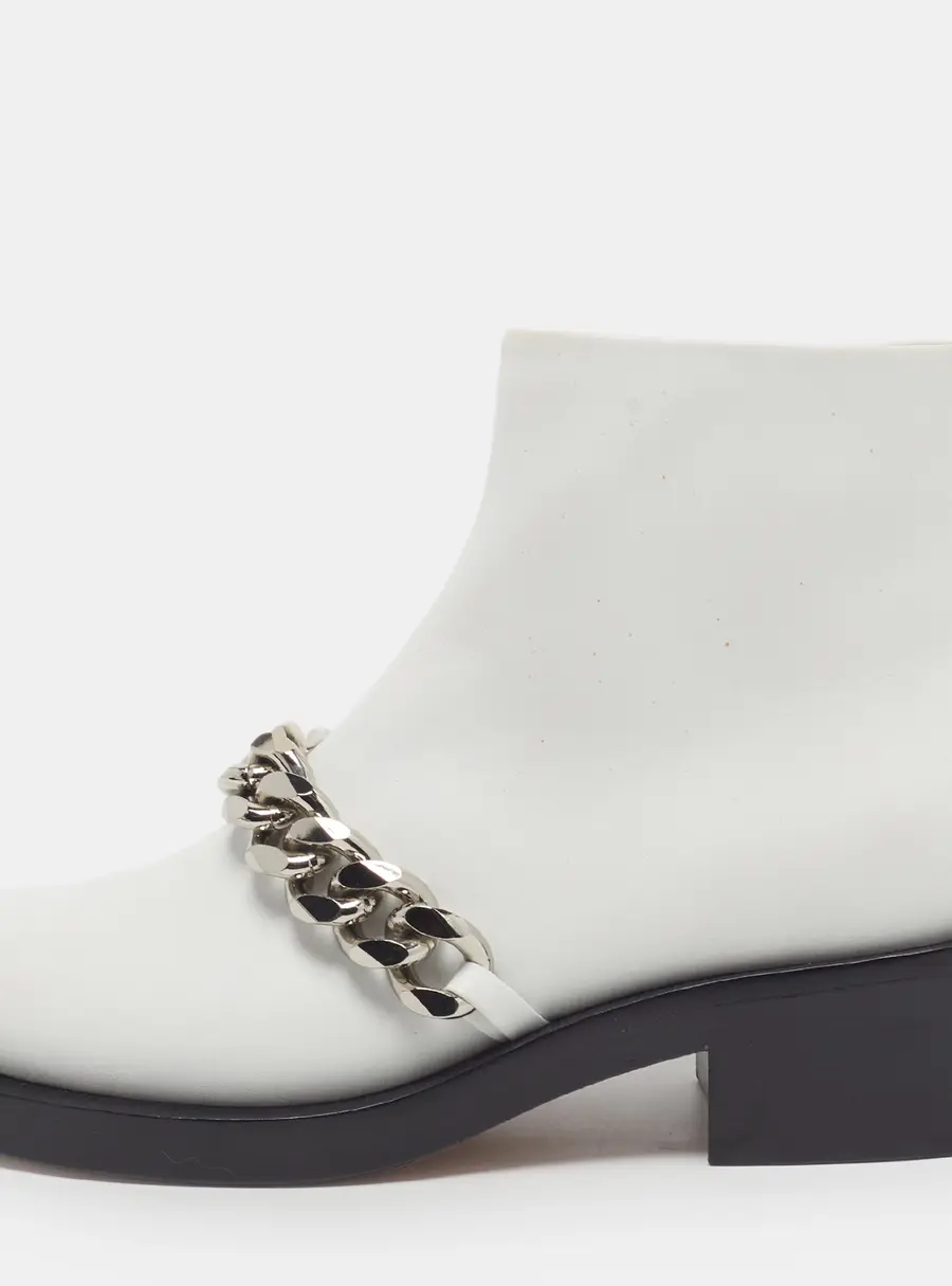 Givenchy Laura Size 37.5 White Leather Chain Link Ankle Length Boots