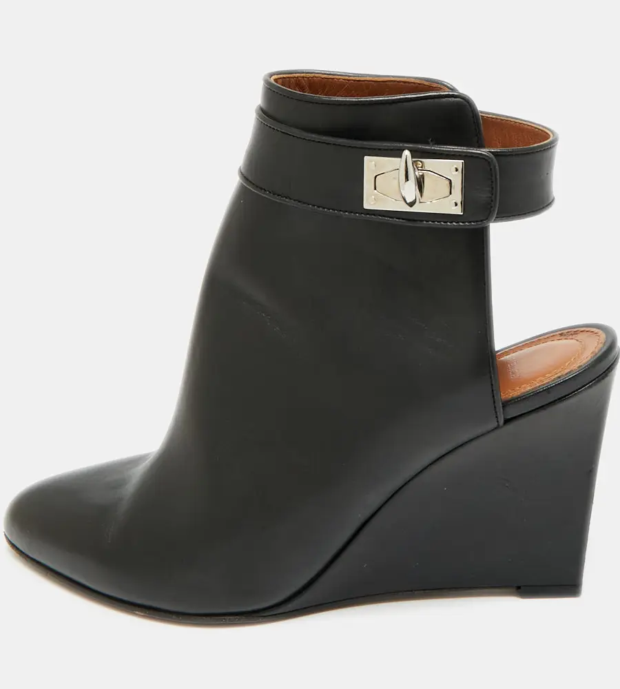 Givenchy Shark Size 39 Black Leather Cutout Wedges Ankle Length Boots