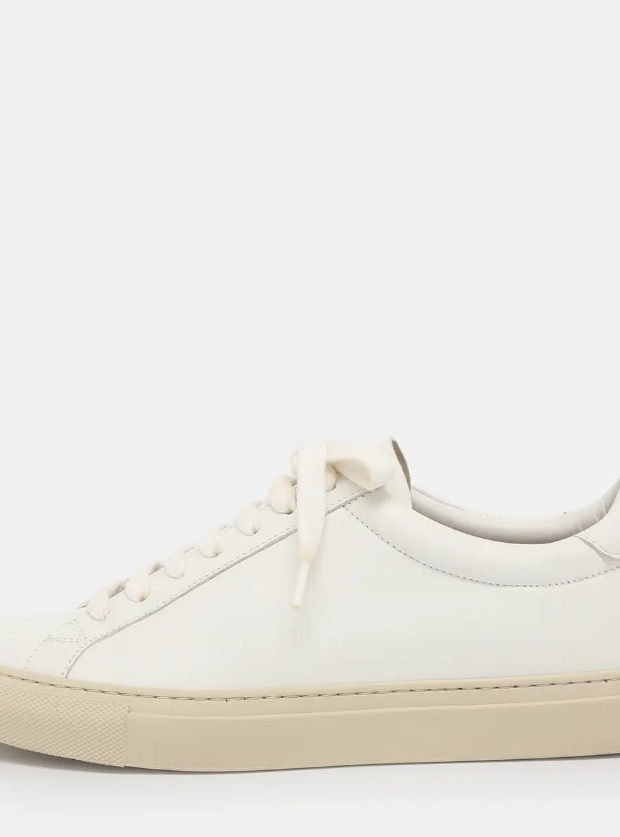 Givenchy Urban Knots Size 39.5 White Leather Low Top Sneakers