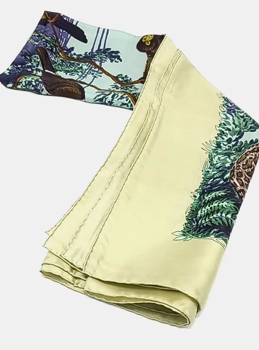 Herm&egrave;s Multicolor Silk scarf