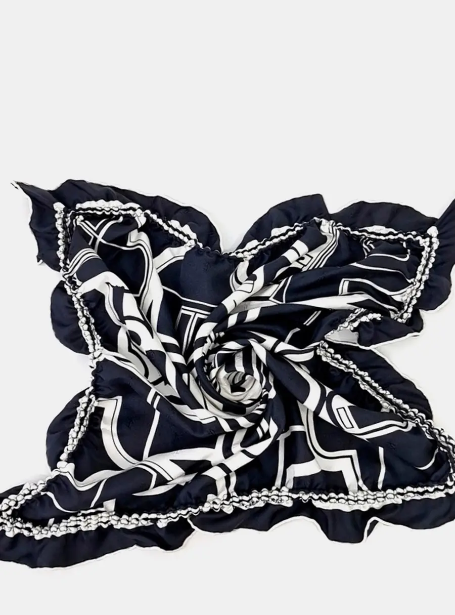 Hermes Coupe Tattooage Navy Blue/White Silk Scarf