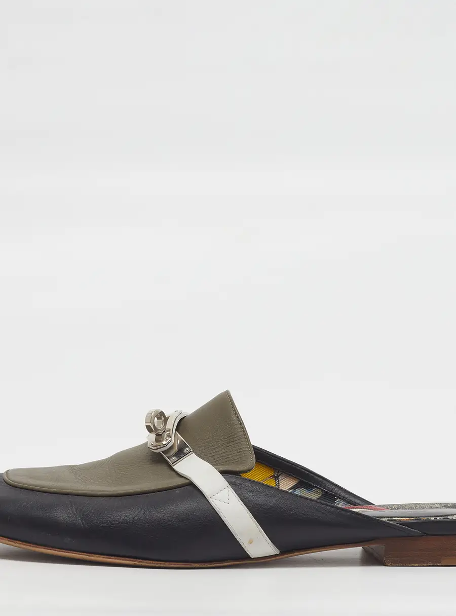 Hermes Oz Size 41 Black/Olive Green Leather Flat Mules