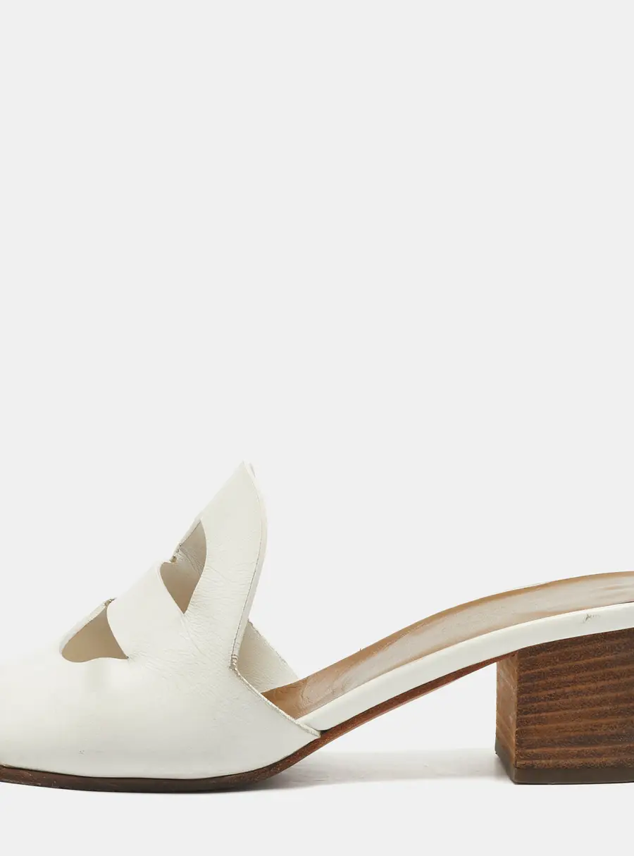 Hermes Mona Size 39 White Leather Slide Sandals