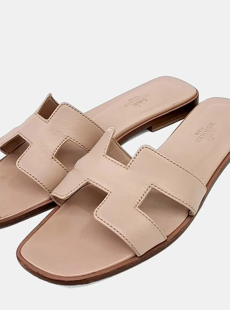 Hermès Oran Brown Leather Slippers EU 38