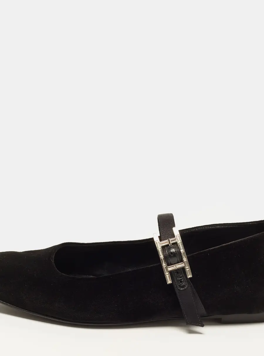 Hermes Jane Size 38 Black Velvet and Satin Ballet Flats