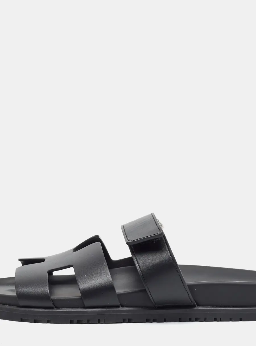Hermès Chypre Size 40.5 Black Leather Flat Sandals