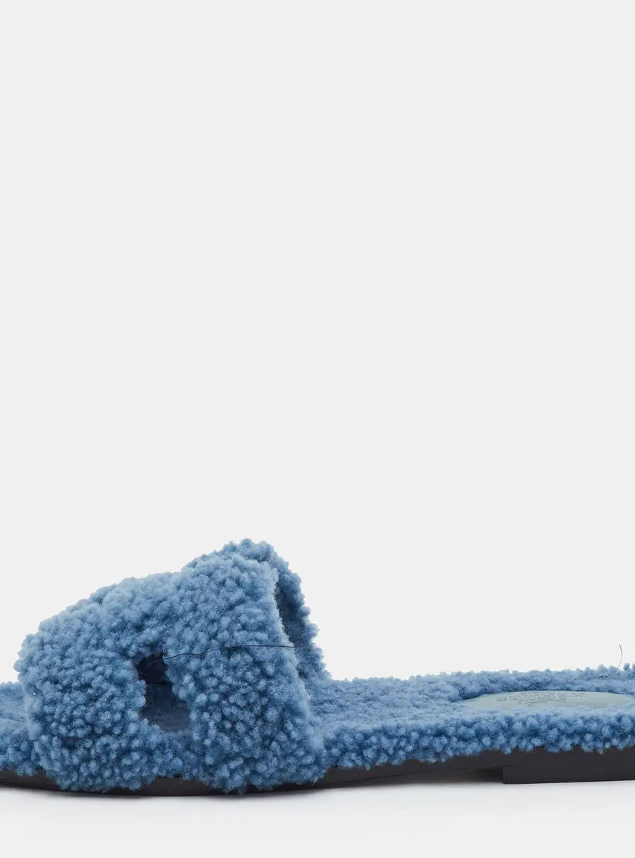 Hermes Oran Size 40 Blue Shearling Flat Slide Sandals