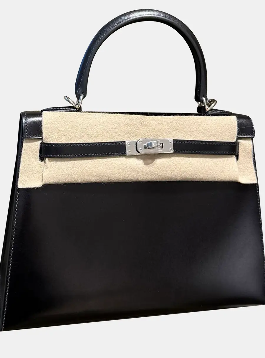 Hermes Kelly 25 Black Box Calfskin Leather Top Handle Bag