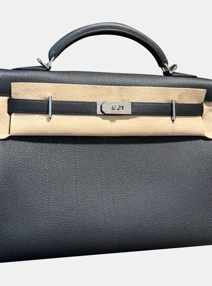 Hermes Kelly 42 Black Togo Calfskin Leather Top Handle Bag