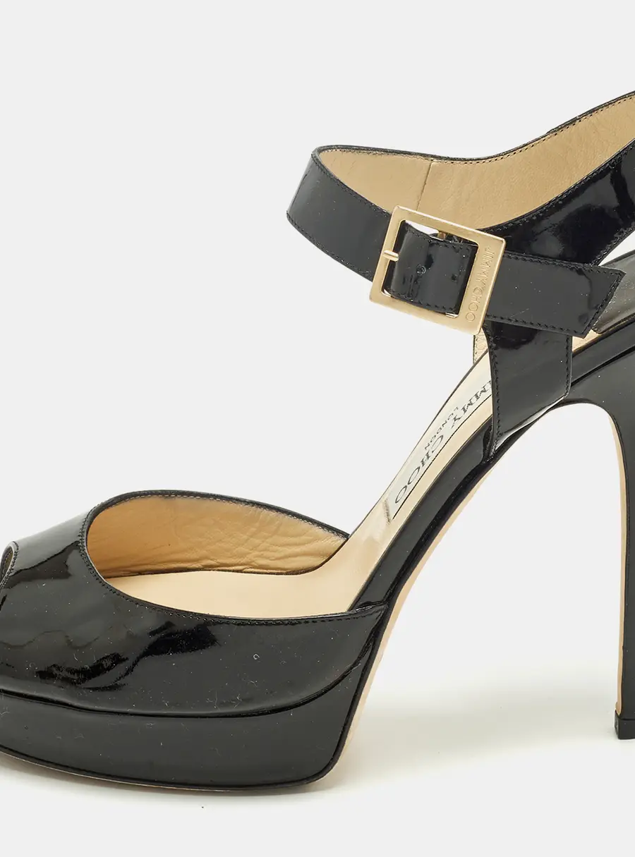 Jimmy Choo Linda Size 41 Black Patent Leather Ankle Strap Sandals