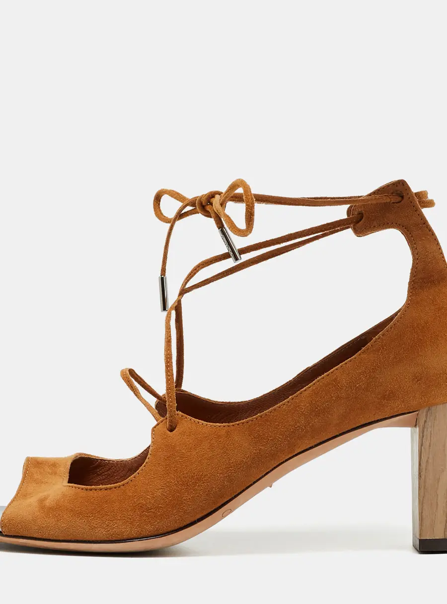Jimmy Choo Verie Size 38.5 Brown Suede Lace Up Pumps