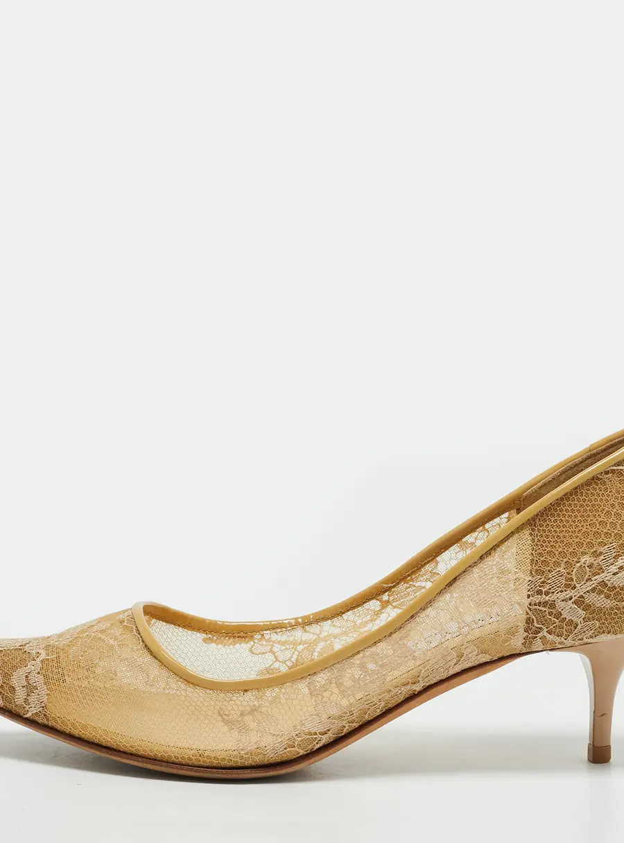 Jimmy Choo Romy Size 35.5 Beige Lace and Mesh Pumps