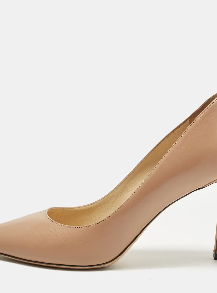 Jimmy Choo Love Size 37.5 Beige Leather Pumps