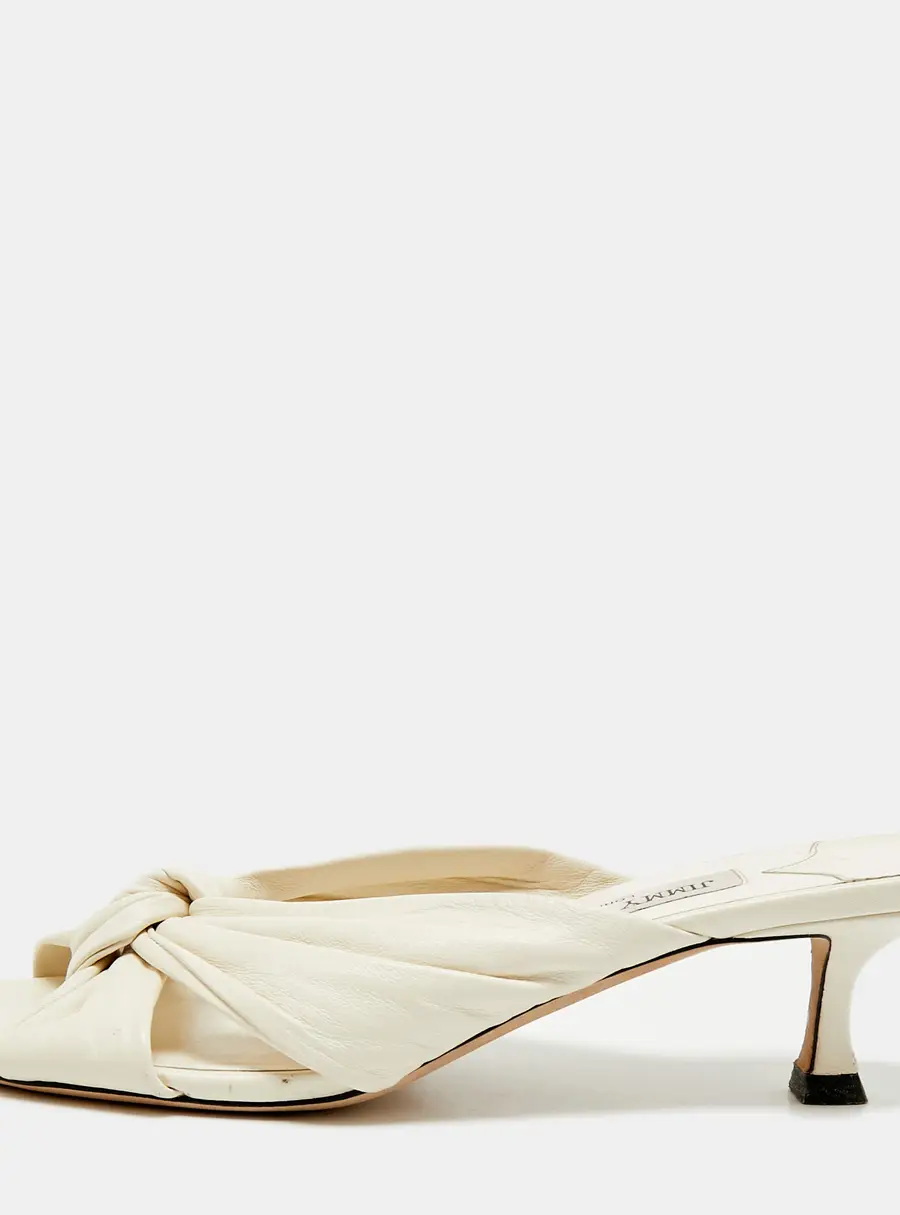 Jimmy Choo Avenue Size 38.5 Cream Leather Slide Sandals