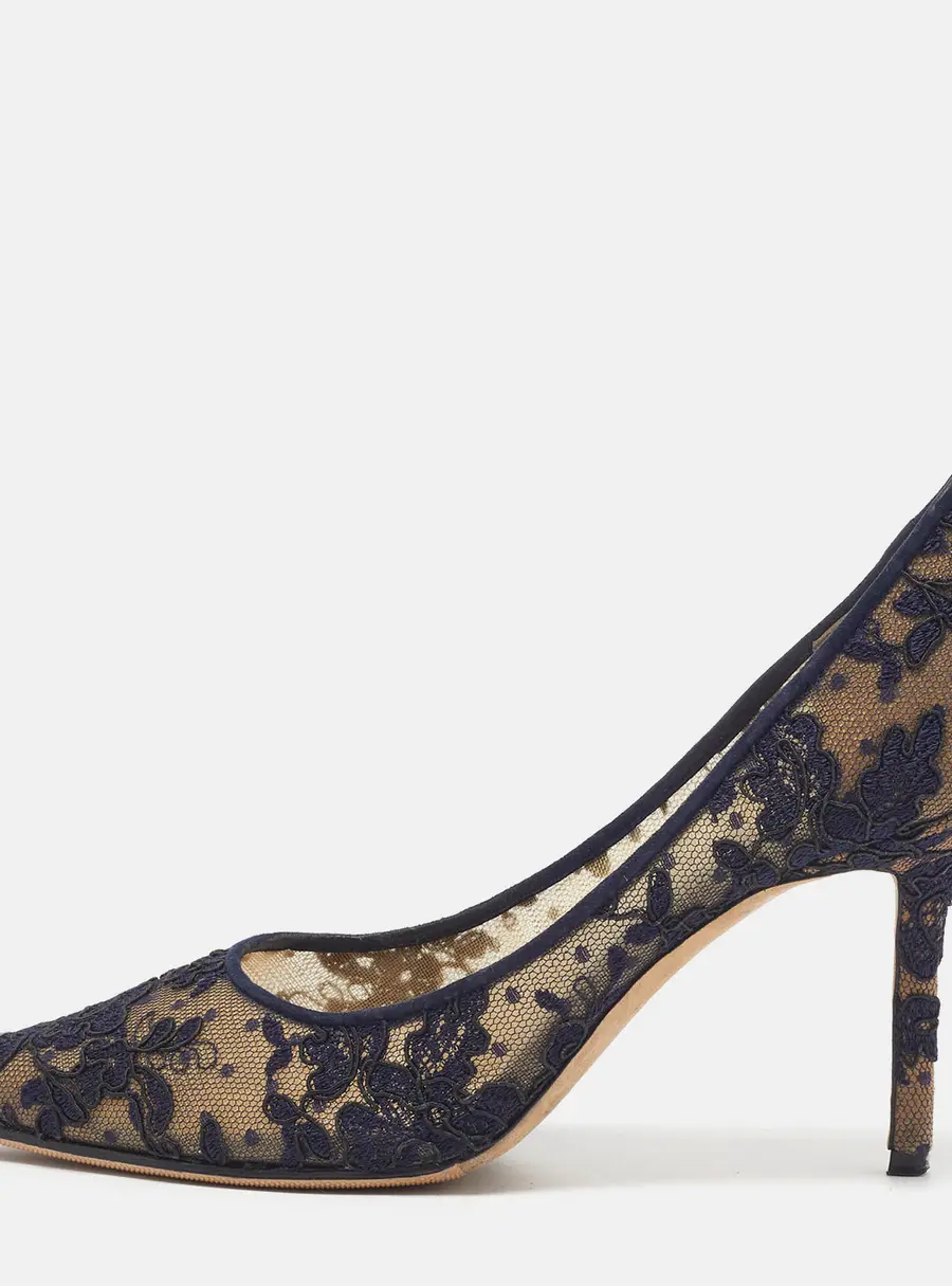 Jimmy Choo Size 39 Navy Blue Lace and Leather Pumps