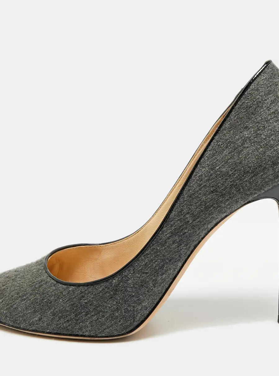 Jimmy Choo Romy Size 38.5 Grey Wool Pumps