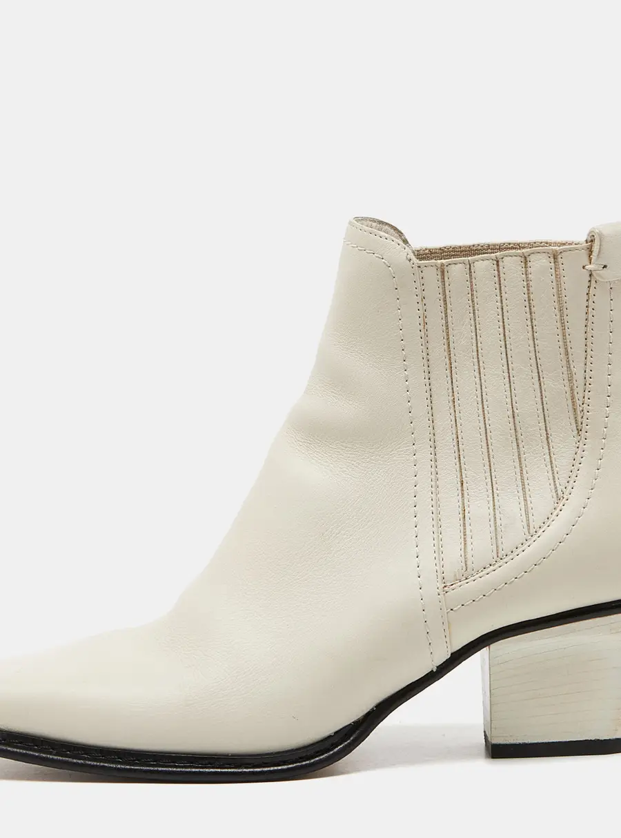 Jimmy Choo Off White Leather Ankle Boots Size 37