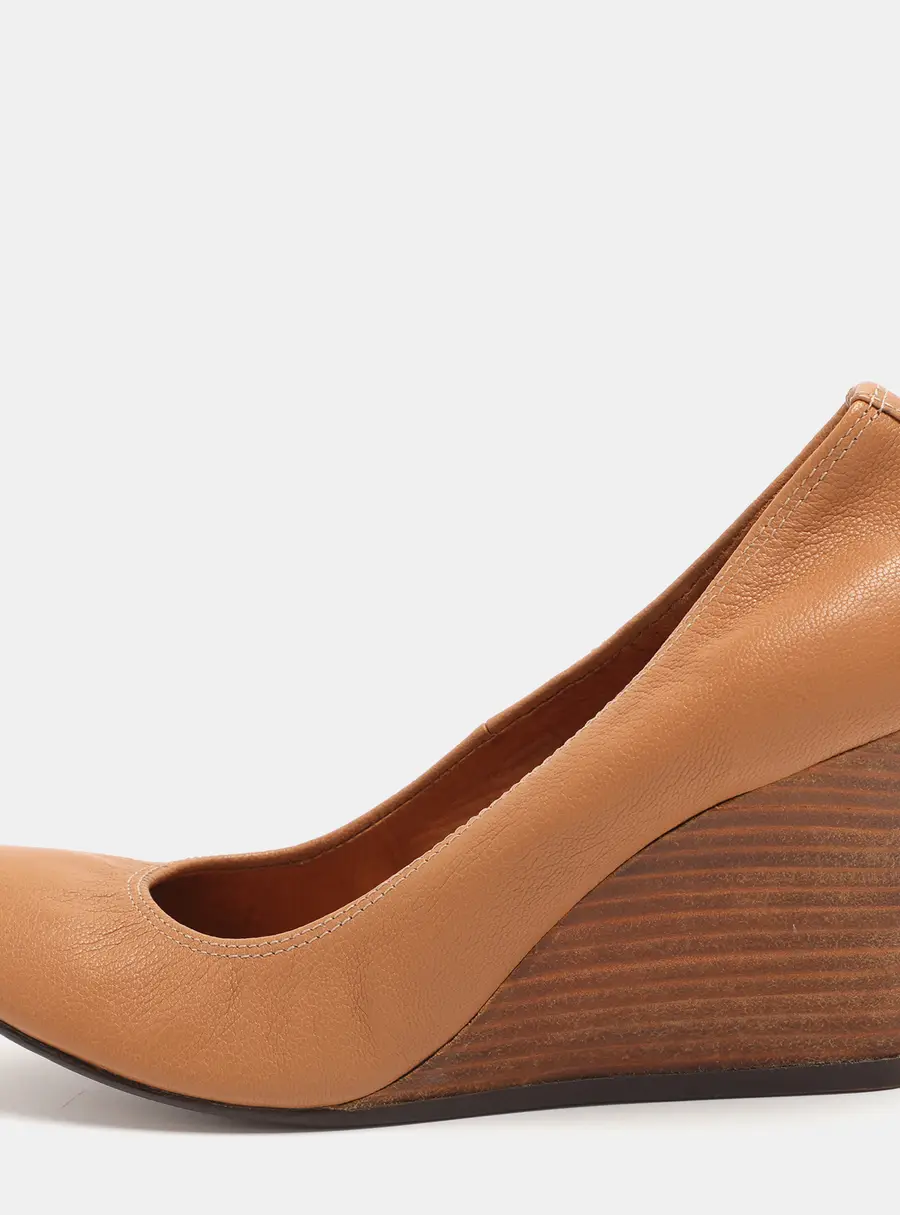 Lanvin Size 40 Brown Leather Scrunch Wedge Pumps