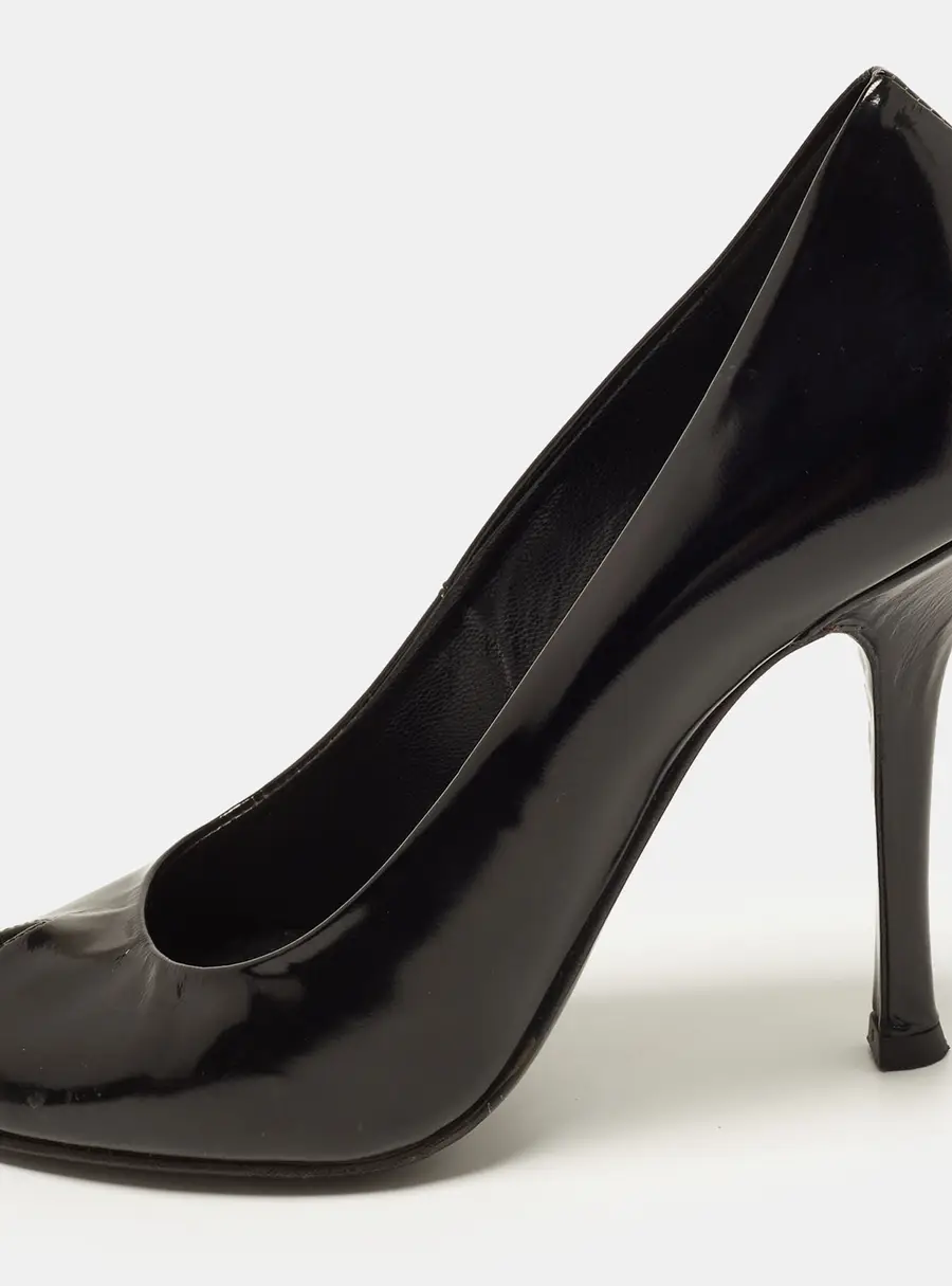 Le Silla Size 35 Black Patent Leather Peep Toe Pumps