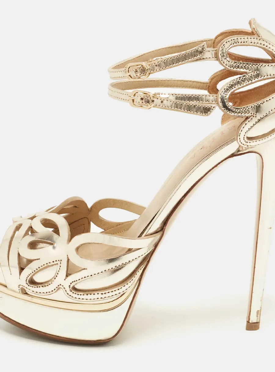 Le Silla Size 38 Gold Leather Ankle Strap Sandals