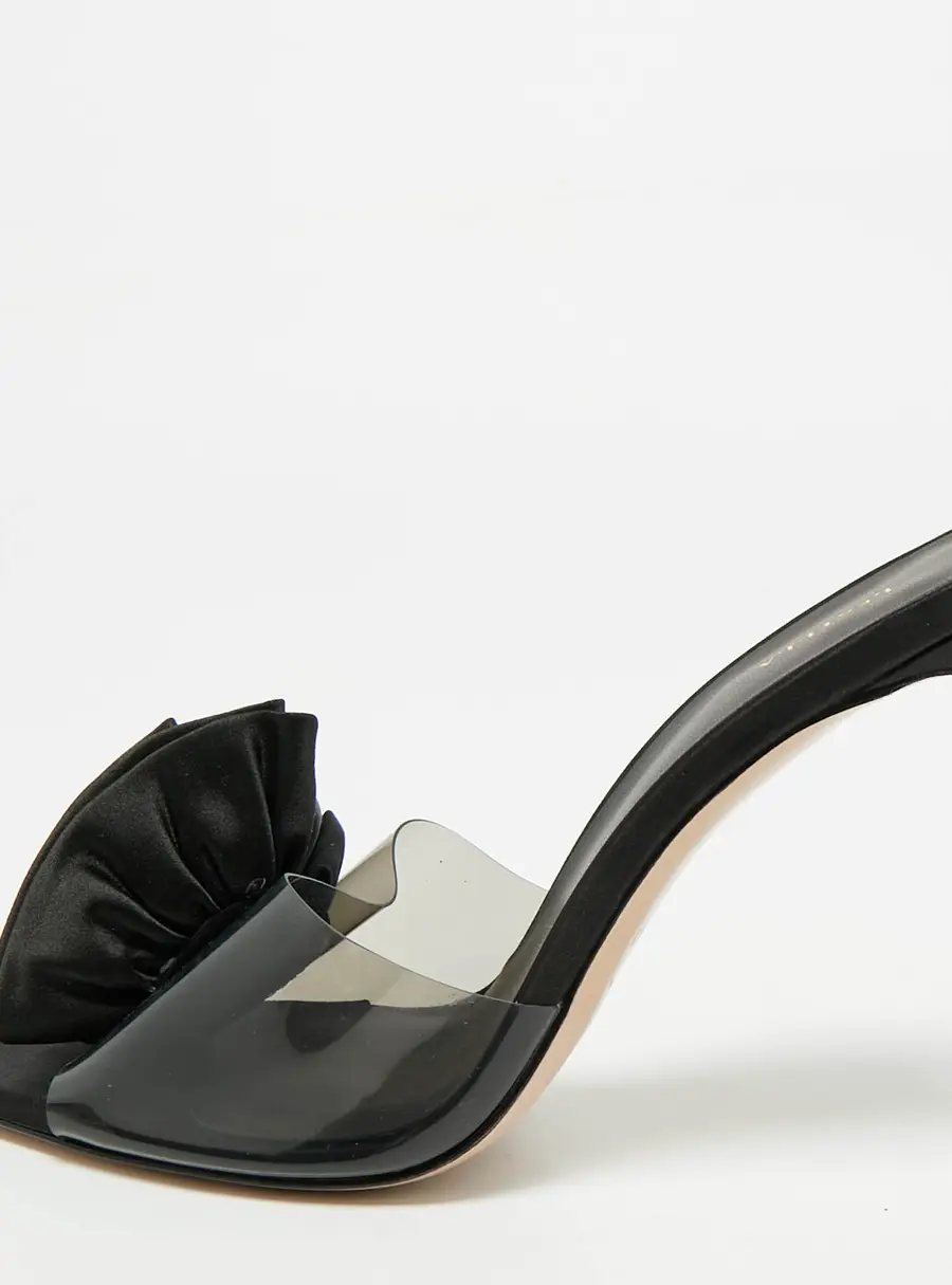 Le Silla Rose Applique Size 40 Black PVC and Satin Slide Sandals