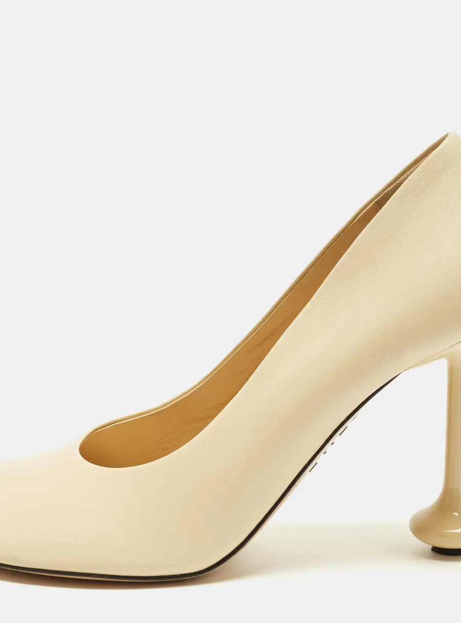 Loewe Toy Size 40 Beige Leather Round Toe Pumps