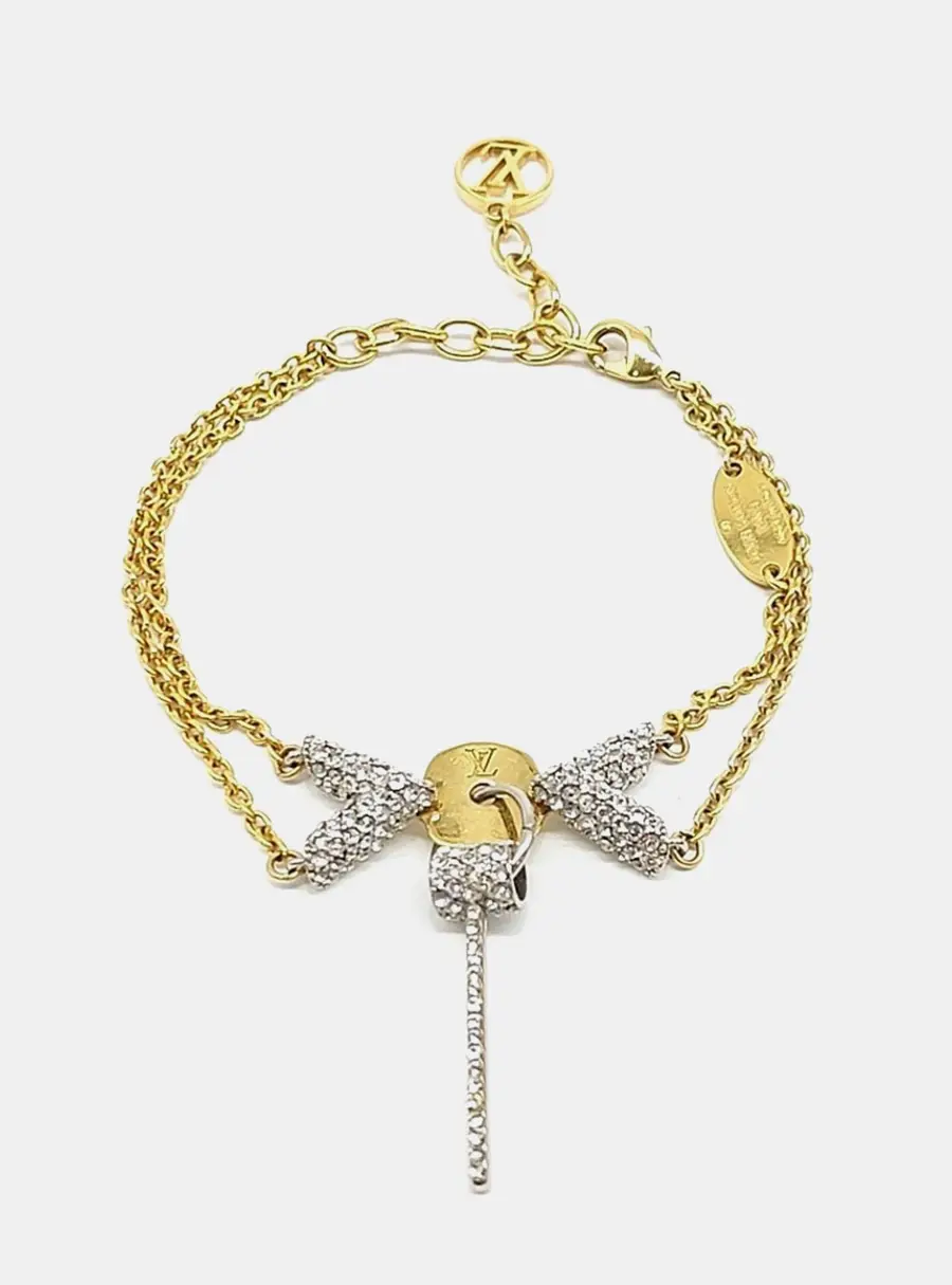 Louis Vuitton Essential V Bracelet
