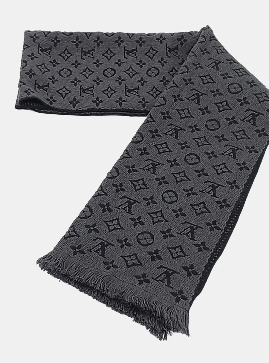 Louis Vuitton Monogram Classic Scarf