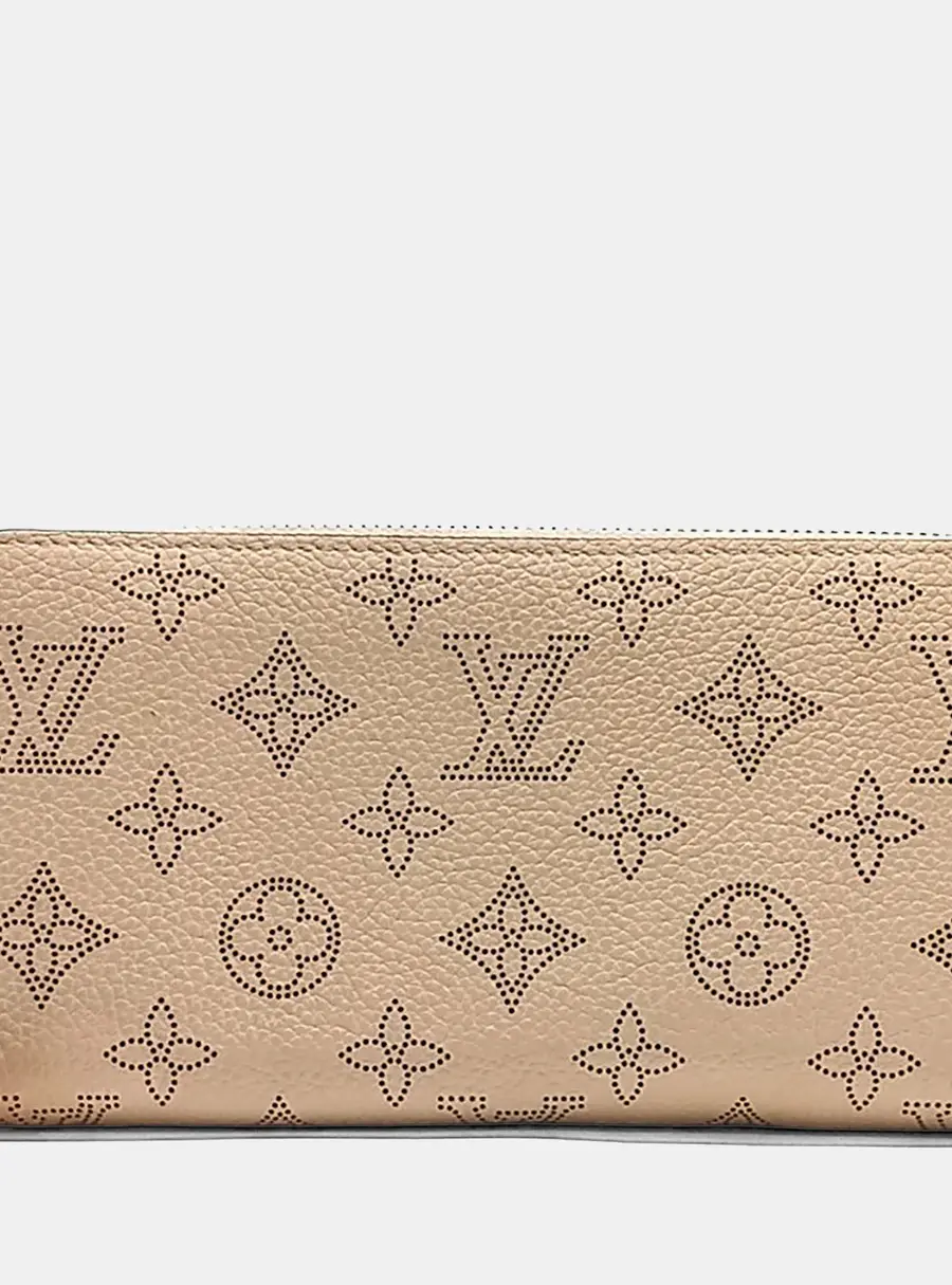 Louis Vuitton Pink Leather Mahina Zippy Wallet