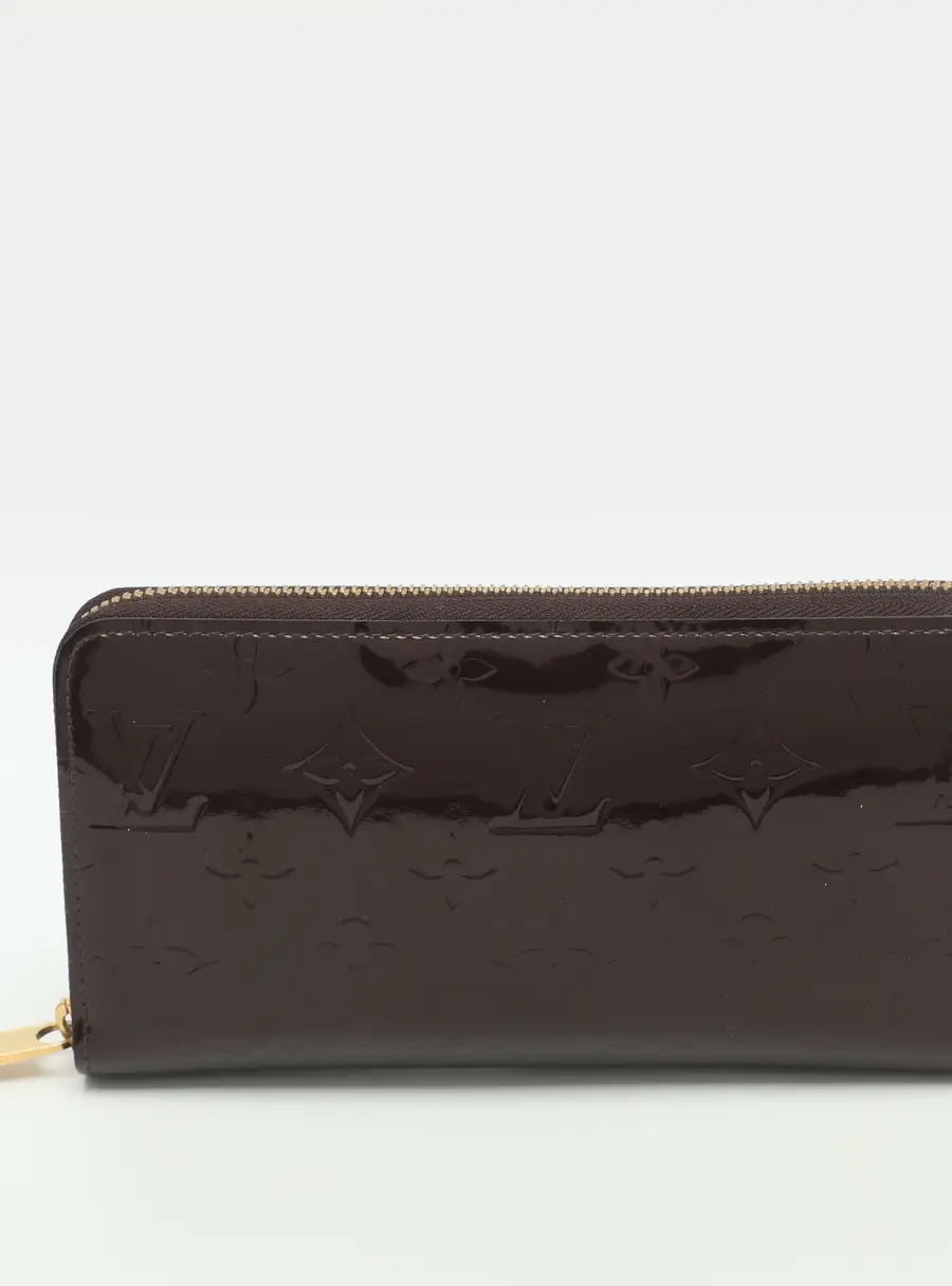 Louis Vuitton Amarante Monogram Vernis Zippy Wallet
