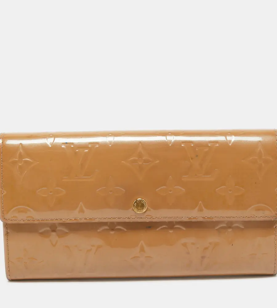 Louis Vuitton Sarah Beige Patent Leather Wallets