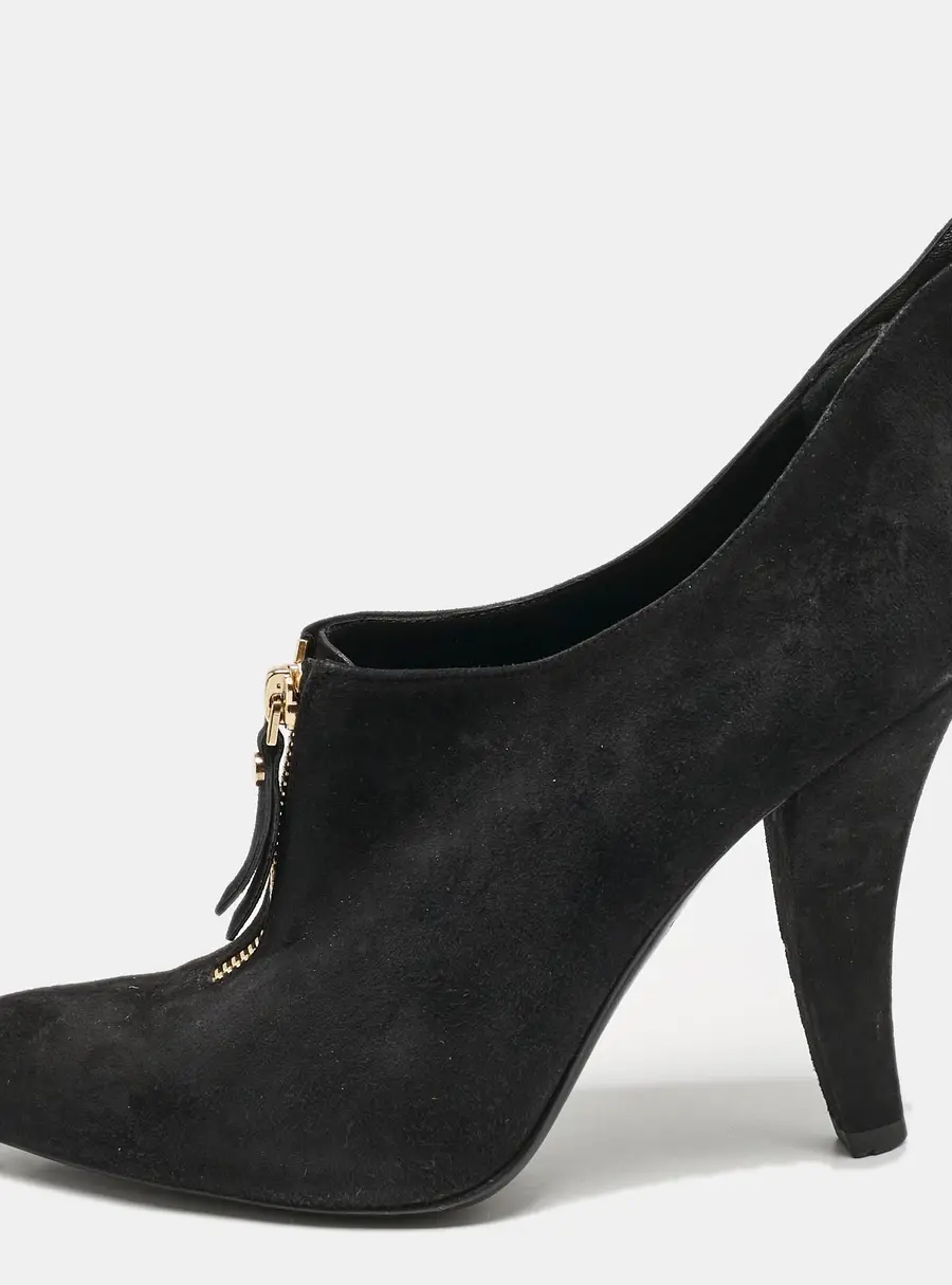 Louis Vuitton Black Suede Pointed Toe Ankle Booties Size 38.5