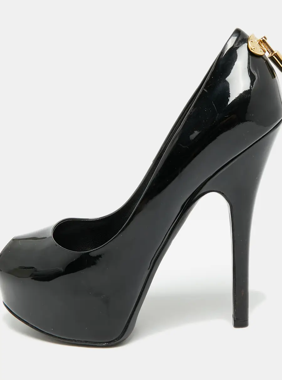 Louis Vuitton Oh Really! Size 38 Black Patent Leather Peep Toe Pumps