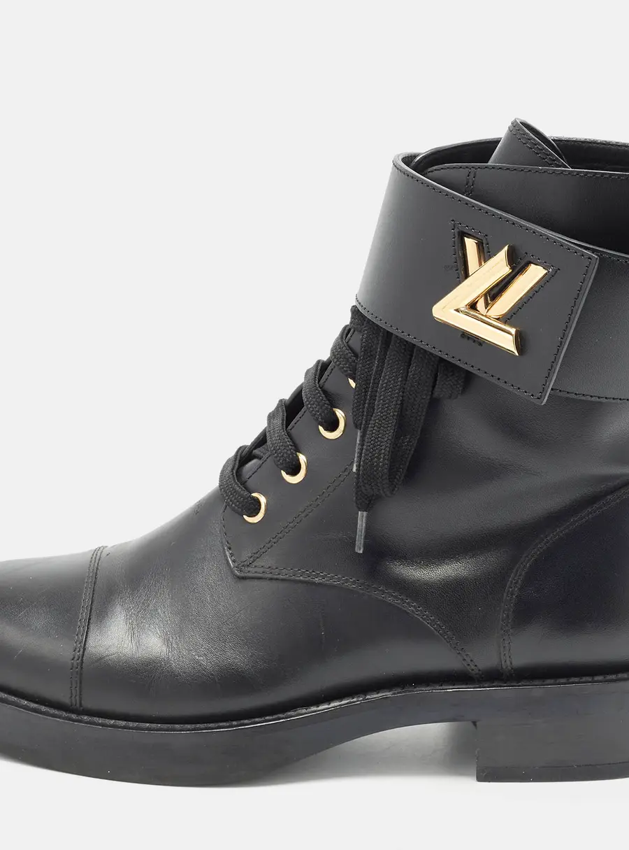 Louis Vuitton Wonderland Flat Ranger Size 37 Black Leather Ankle Length Boots