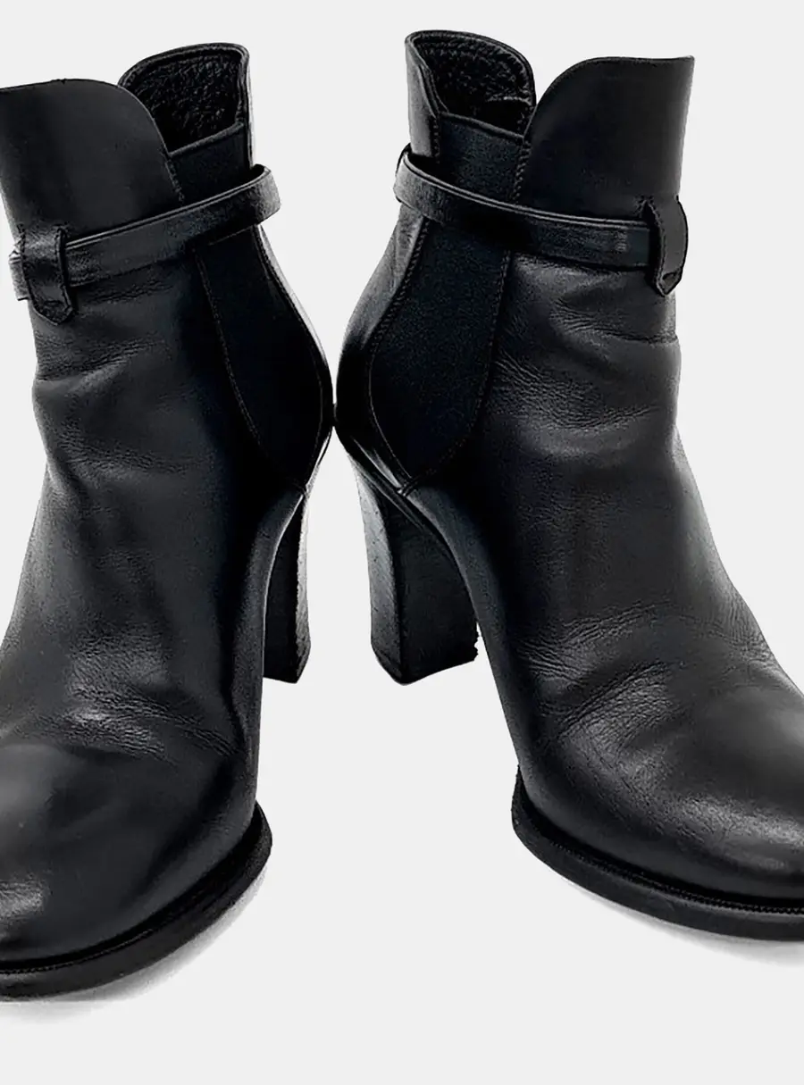 Louis Vuitton Black Leather Ankle Boots EU 37.5