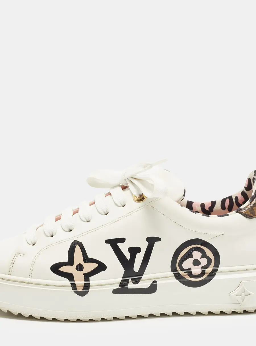 Louis Vuitton Time Out Size 38.5 White Monogram Canvas and Leather Low Top Sneakers